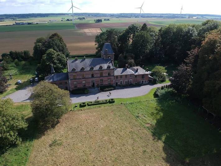 Location de vacances pour 14 personnes, avec jardin ainsi que vue et piscine à Ohey - 3