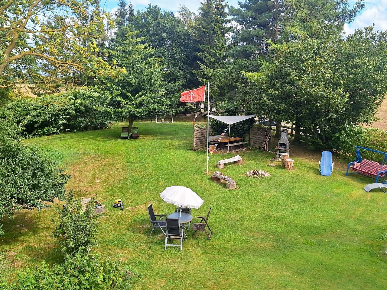 Ganze Ferienwohnung, Ferienwohnungen am Waldrand - Ferienwohnung 2 in Ahrenshagen-Daskow, Vorpommern-Rügen