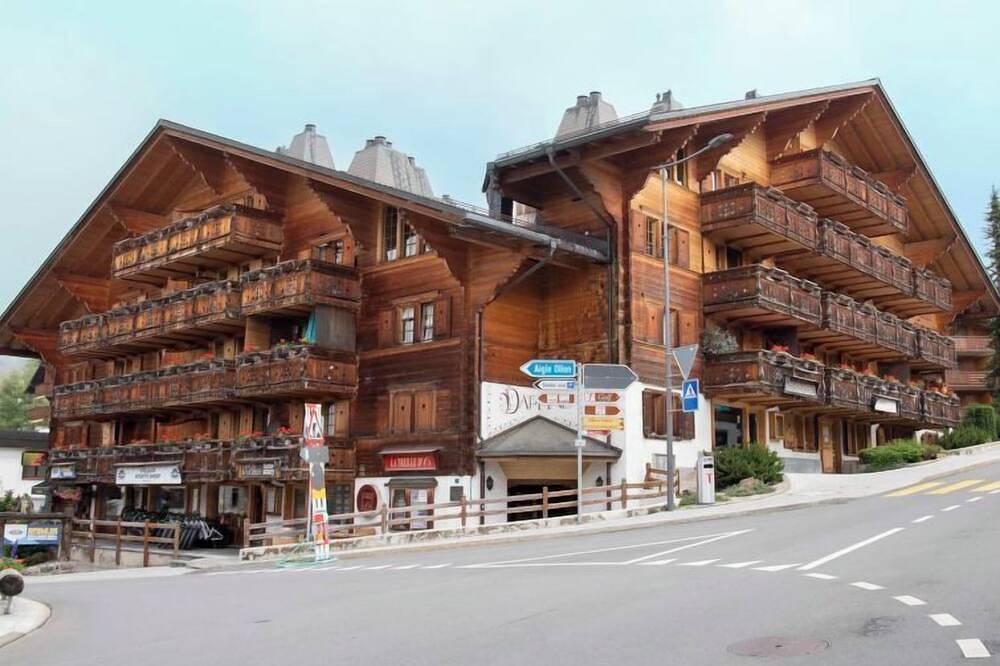 Appartement entier, Daphné A 32 by Interhome in Villars-sur-Ollon, Ollon (Villars-sur-Ollon)