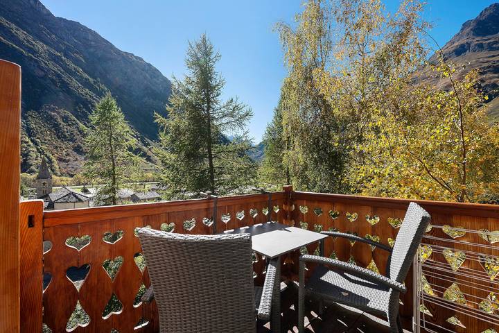 Gîte Le Marmotton - Chalet Les Abeillos in Bonneval-sur-Arc, Massif de la Vanoise
