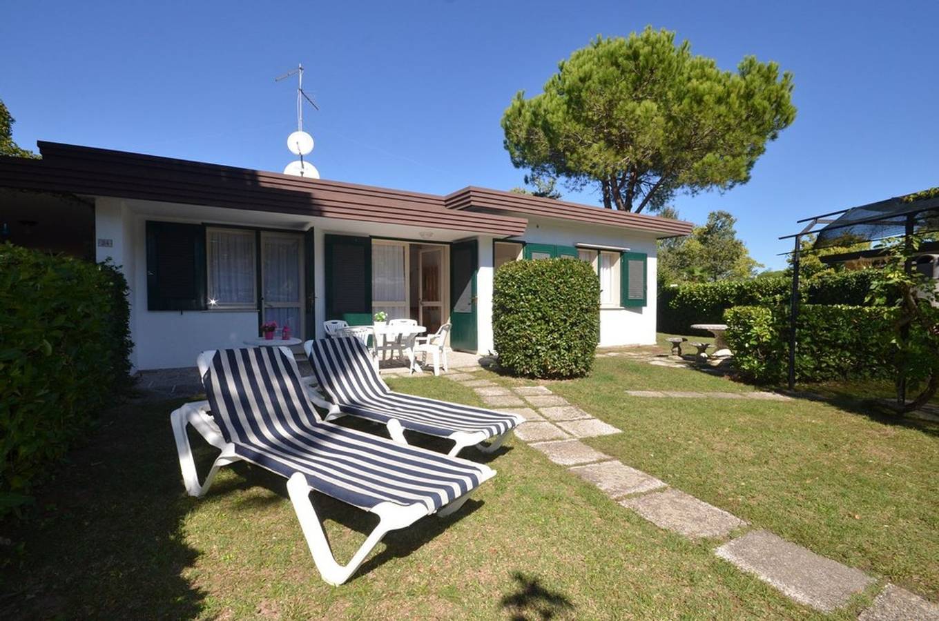 Ferienhaus mit privatem Garten und Terrasse in Bibione, San Michele al Tagliamento