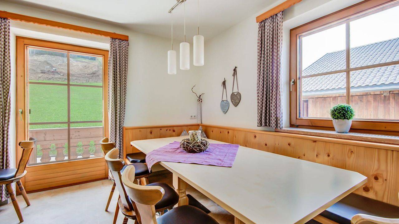 Ganze Ferienwohnung, Ferienwohnung für 12 Personen (130 m²) in Hainzenberg in Hainzenberg, Zillertaler Alpen