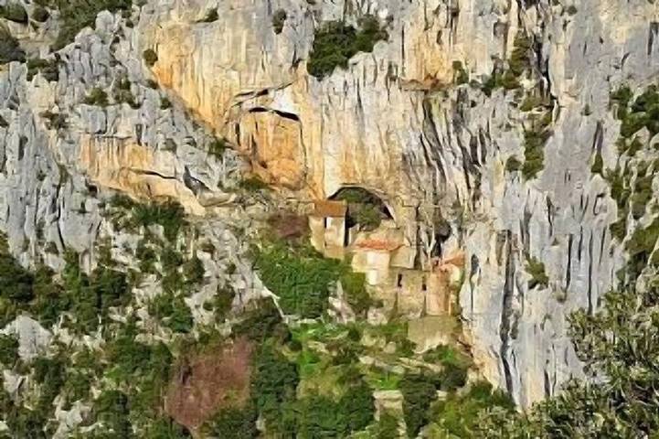 Gîte pour 4 personnes, avec terrasse et jardin dans Gorges du Verdouble - 3