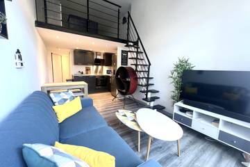 Gîte pour 4 personnes, avec terrasse, adapté aux familles dans Golfe-Juan