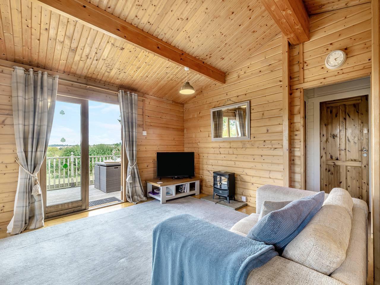 Field Lodge - E4380 in Derbyshire