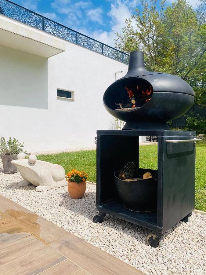 Location de vacances pour 7 personnes, avec vue ainsi que piscine et jardin, animaux acceptés à Gréasque - 2