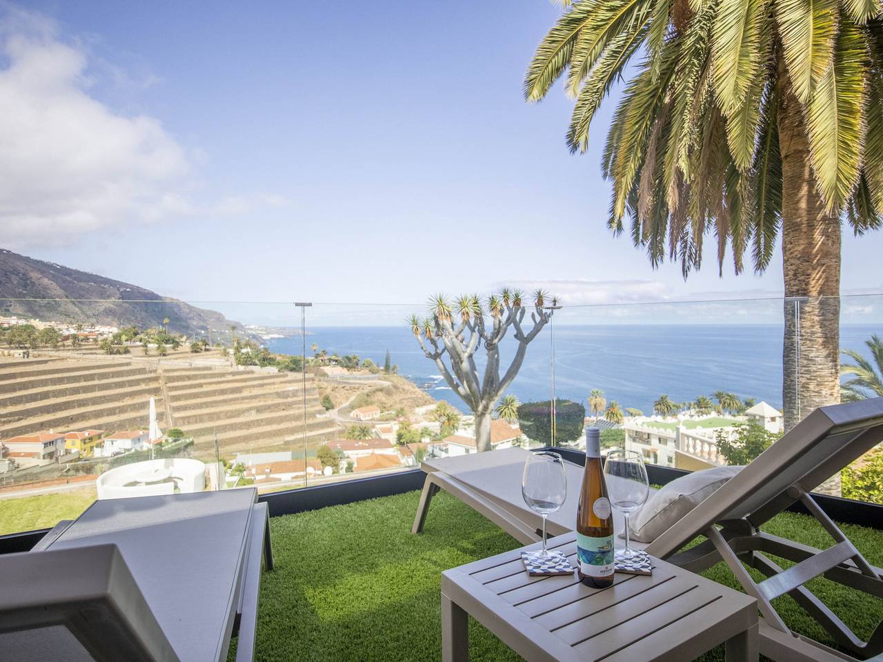 Apartamento entero, Apartamento con Vista al Mar y Terraza Privada in Los Realejos, Tenerife Norte