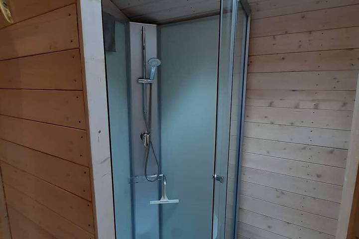 Kuscheliges schwedenrotes Tinyhaus zur idealen Auszeit in der Natur in Nutteln, Kreis Steinburg