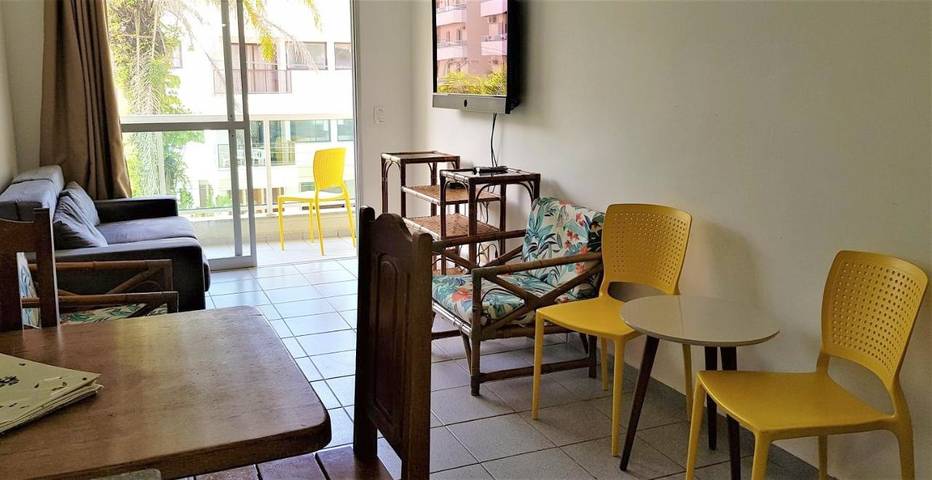 Casas e apartamentos de temporada para 8 pessoas, com piscina e piscina infantil e ainda balcão and vista em Toninhas Ubatuba