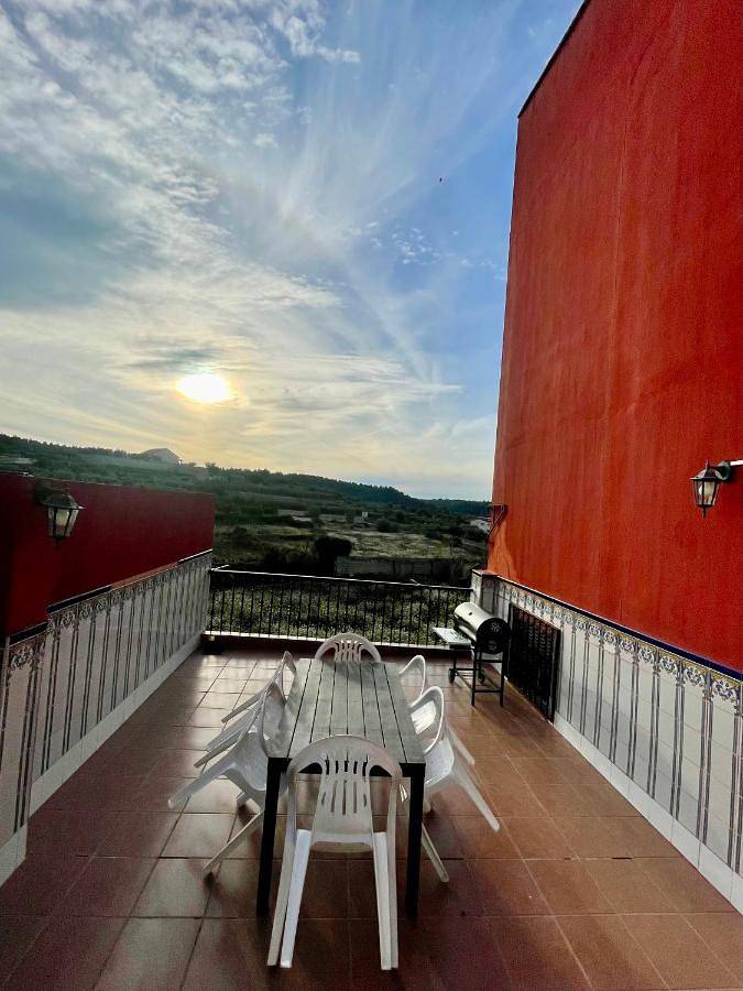 Casa de vacaciones para 7 personas, con vistas y terraza en Canal de Navarrés - 2