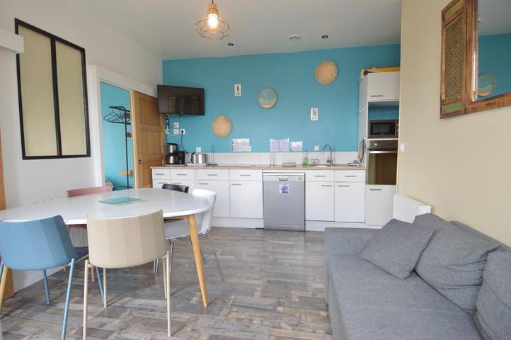 Location de vacances pour 5 personnes, avec Terrasse ainsi que Jardin et Vue à Saint-Côme-de-Fresné - 4