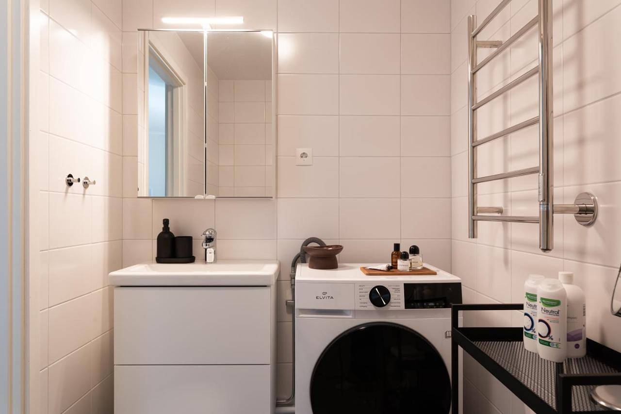 Appartement entier, Studio Apartment in Västeras, Västmanland