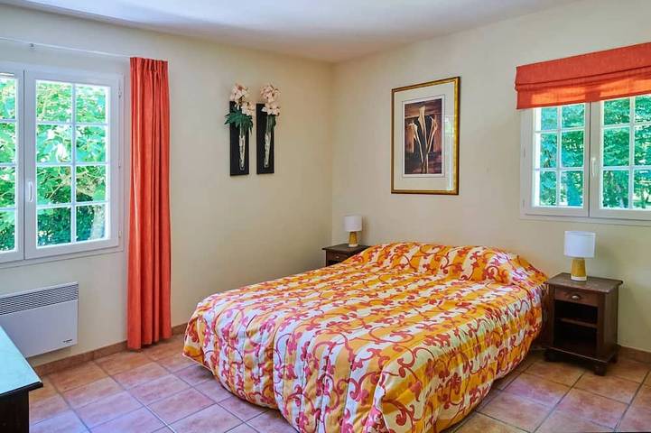 Location de vacances pour 6 personnes, avec terrasse, animaux acceptés à Vasles - 2