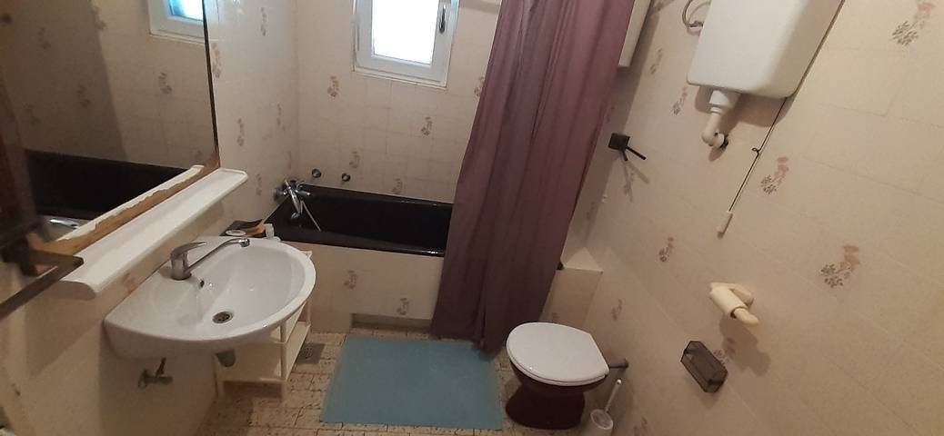 Ferienwohnung für 9 Personen, mit Balkon/Terrasse in Primosten - 4