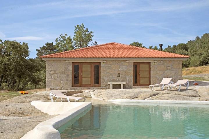 Casa rural para 2 personas, con piscina para niños y vistas además de piscina y jardín en Distrito de Viseu - 3