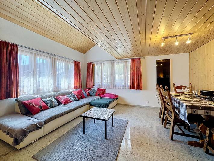 Ferienwohnung für 6 Personen, mit Balkon und Ausblick in Saas-Almagell