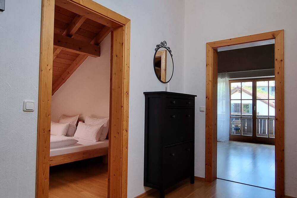 Ganze Wohnung, Ferienwohnung am Kochelsee mit Balkon – ideal für Familien in Schlehdorf, Kochelsee