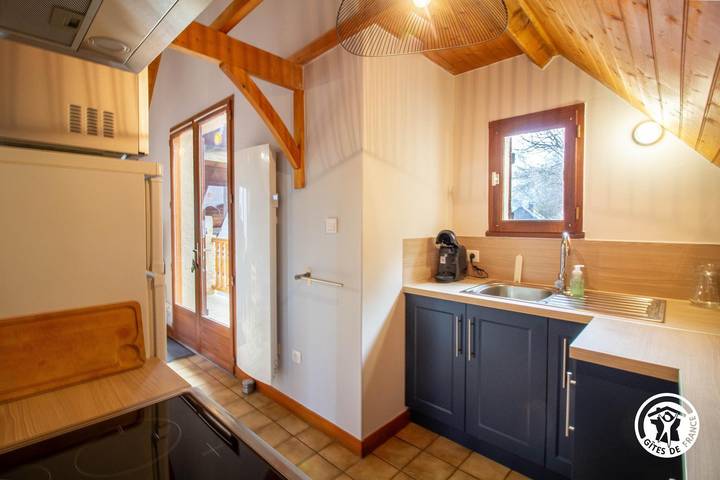 Gîte pour 3 personnes, avec terrasse, animaux acceptés à Sazos - 4