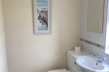 Log Cabin for 4 People in Falkirk, Scotland, Photo 3