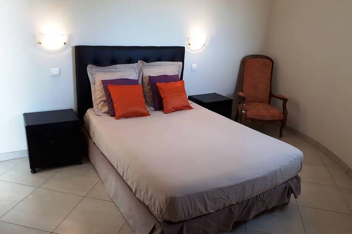 Gîte pour 3 personnes, avec terrasse et jardin dans Miomo - 2