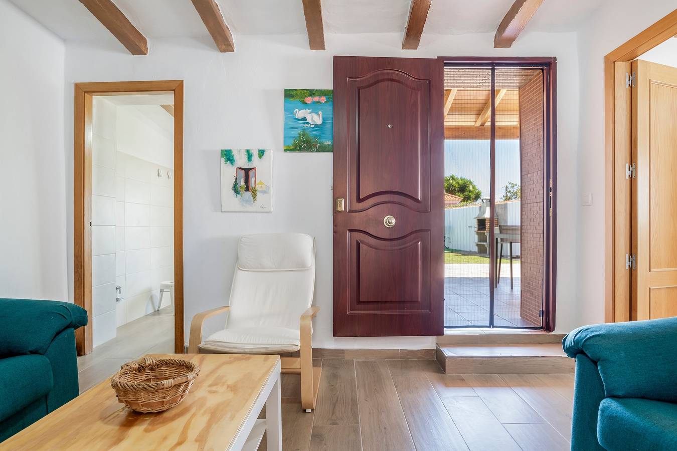 Casa con Piscina, gran césped, patios y Wi-Fi; Estacionamiento disponible; Mascotas permitidas in Conil de la Frontera, Costa de la Luz
