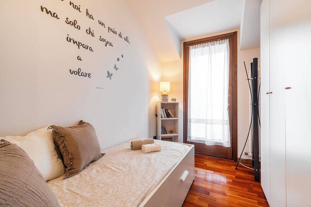 Appartement entier, Livable terrace, brightness and comfort, just a step away from the Acorn! in Trévise, Province de Trévise