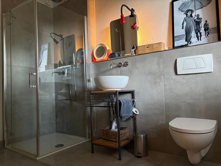 Ganze Ferienwohnung, Ferienwohnungen Bh 28 - Ferienwohnung Anna 36 qm im 1. Stock in Traunstein, Chiemgauer Alpen