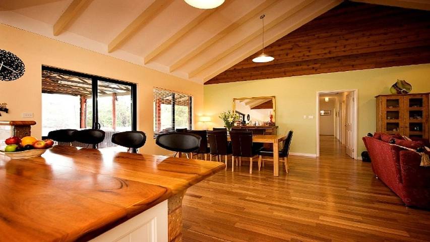 Location de vacances pour 12 personnes, avec terrasse et jardin dans Margaret River - 2