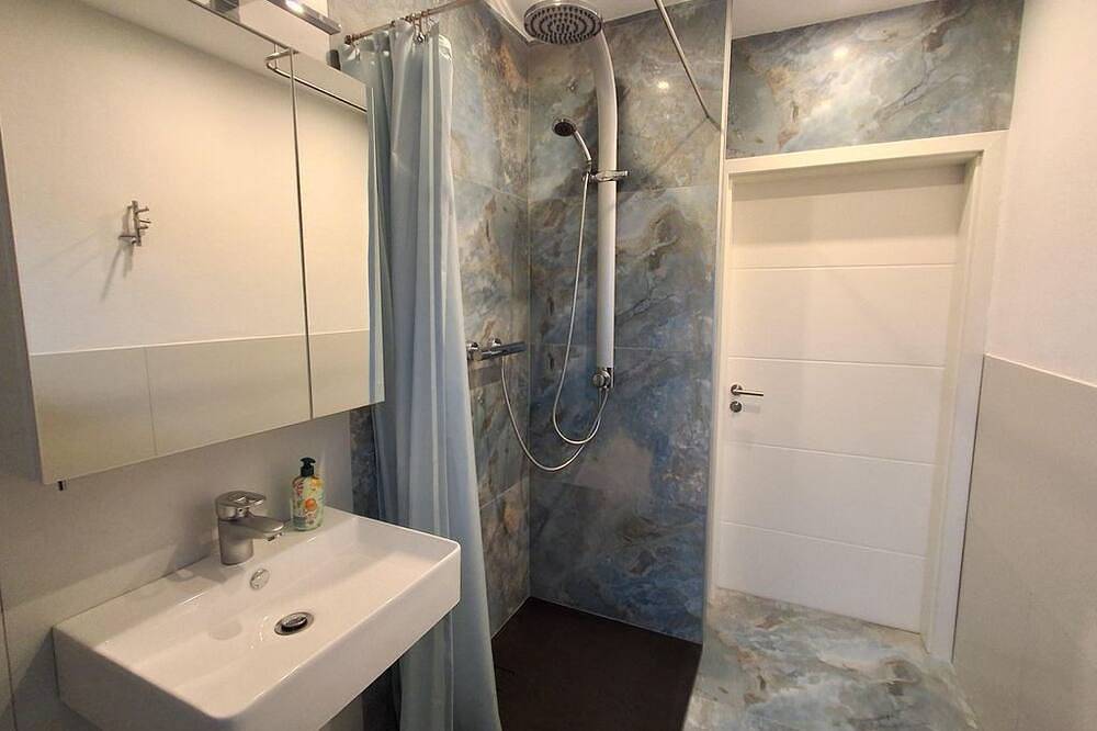 Ganze Wohnung, Fewo Bodo - gemütliche Ferienwohnung mit Hydrojet in Freisen, Saar-Nahe-Bergland