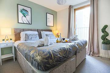 Apartment for 6 People in Milton Keynes, South East England, Photo 3