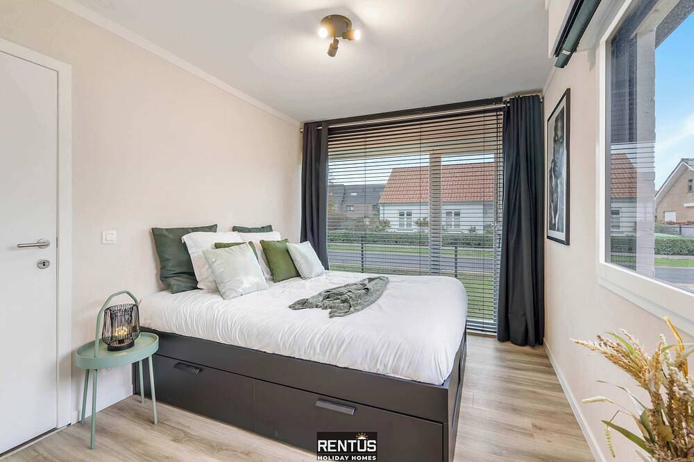 Villa Zee en Zand-bungalow with garden and parking in Westende, Middelkerke