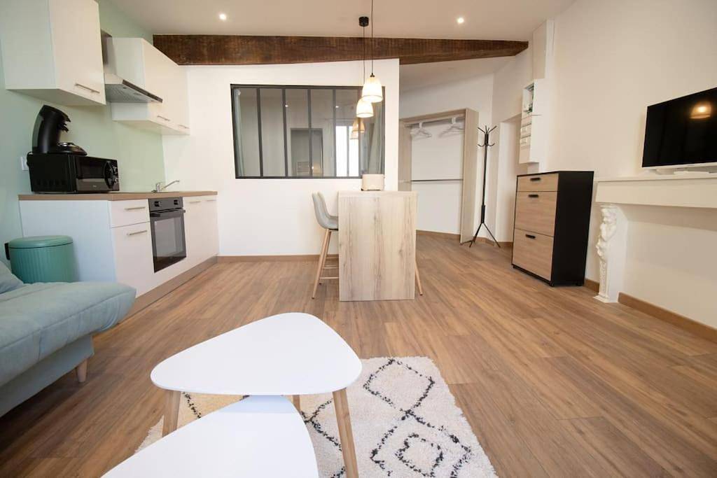 Appartement entier, Appartement Hyper-Centre in Bourg-en-Bresse, Région de Bourg-en-Bresse