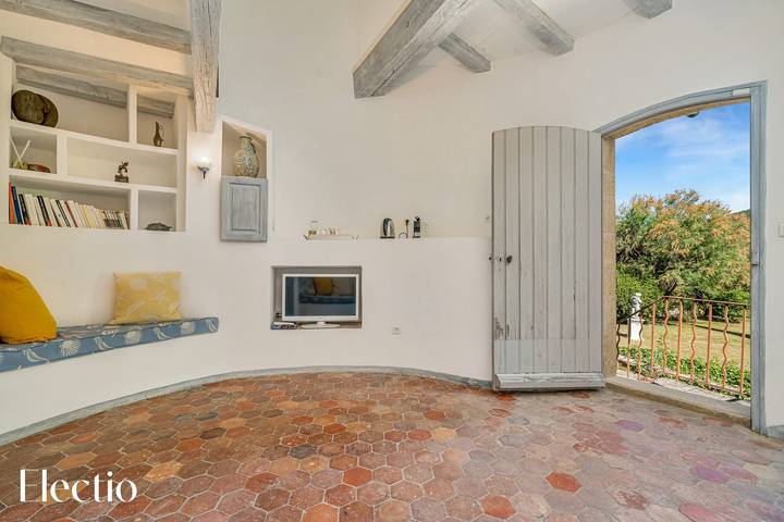 Moulin pour 2 personnes, avec jardin et terrasse dans les Bouches-du-Rhône - 3