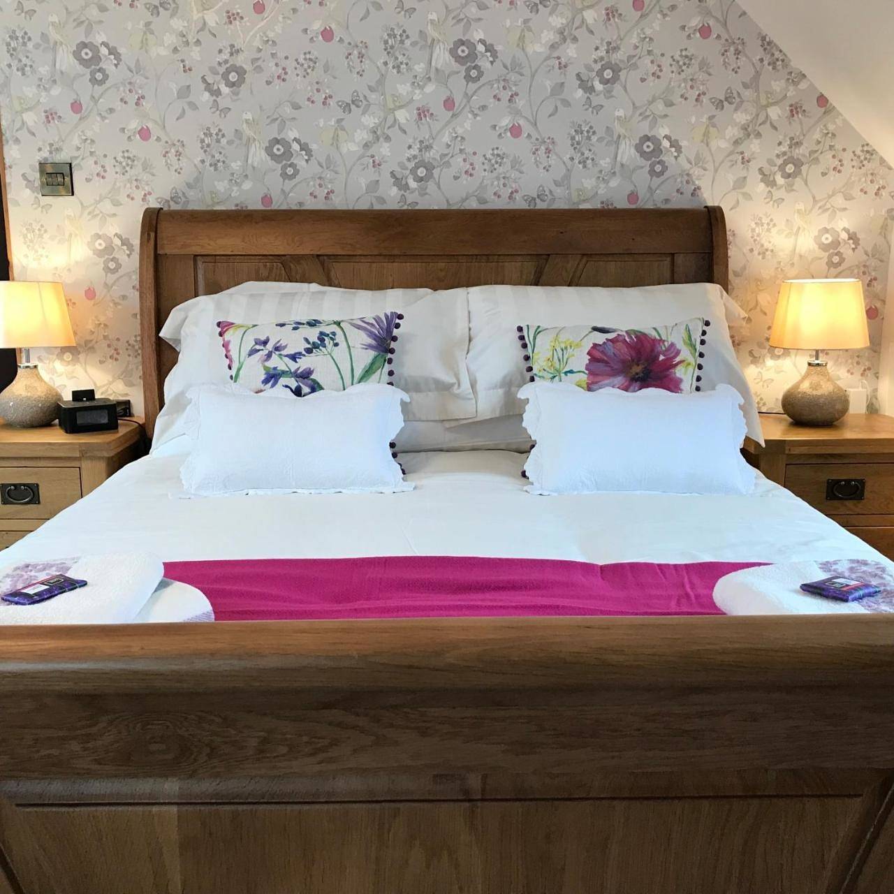 Lon y Traeth Bed & Breakfast in Red Wharf Bay, Isle of Anglesey