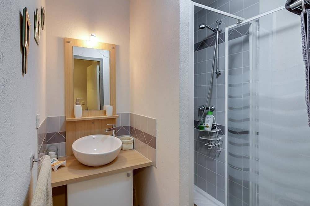 Ganze Wohnung, Apartment für 6 Personen mit Parkplatz und Wlan in Barèges in Sers, Nationalpark Pyrenäen