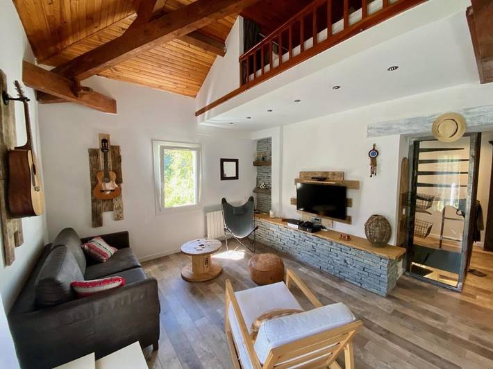 Location de vacances pour 12 personnes, avec vue et terrasse à Villefort - 4