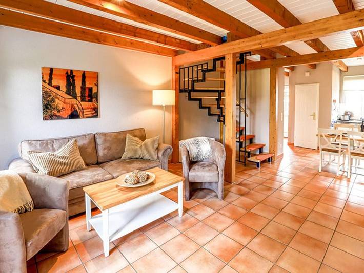 Ferienhaus für 6 Personen, mit Terrasse und Garten in Nienhagen - 3