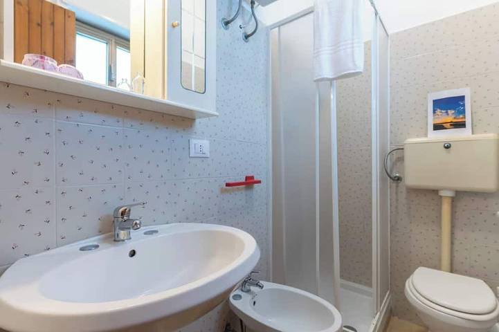 Entire apartment, Trilocale -Apartment-Balcony-Private Bathroom in Villanova (Apulia), Ostuni