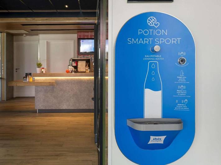 Hôtel pour 3 personnes, avec piscine et jardin à Chaintré - 4