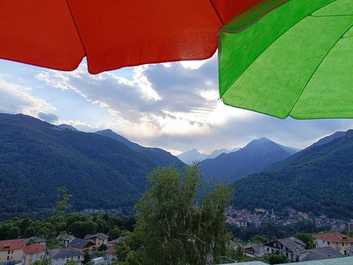Gîte pour 2 personnes, avec vue et balcon, animaux acceptés à Cérès
