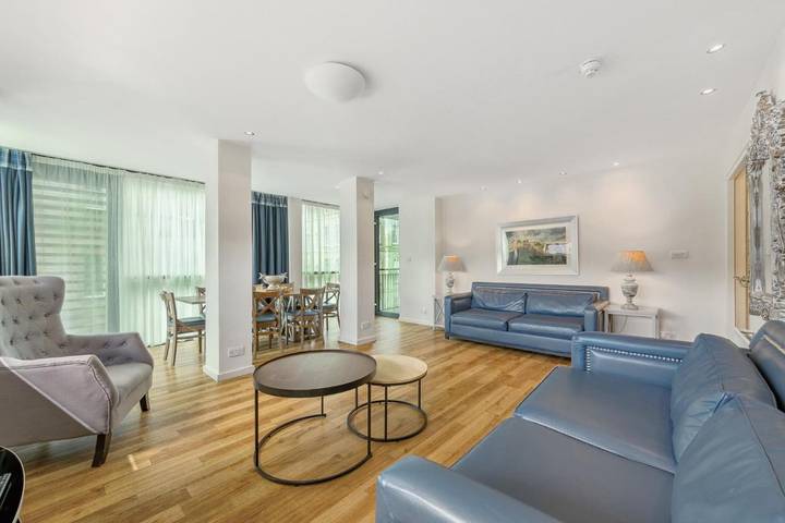 Apartahotel para 2 personas, con terraza, Se admiten mascotas en Edimburgo