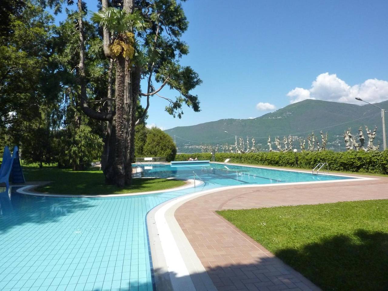 Ganze Wohnung, Apartment 'Hermitage Mimosa' mit Balkon in Porto Valtravaglia, Lago Maggiore (Lombardei)