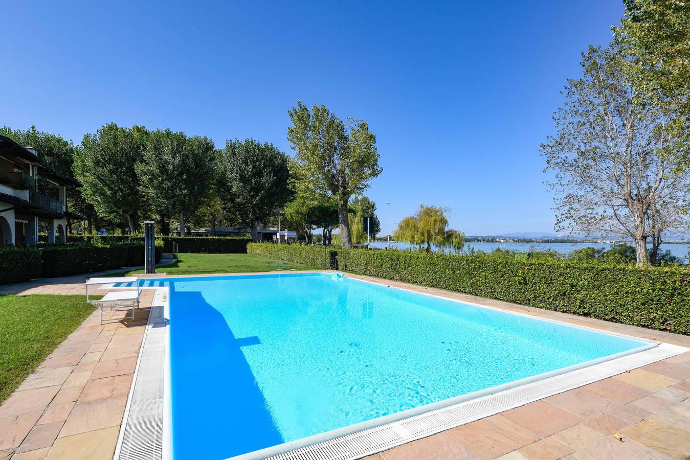 Ganze Wohnung, My Sirmione Beach Apartment Superior in Sirmione, Gardasee-Berge