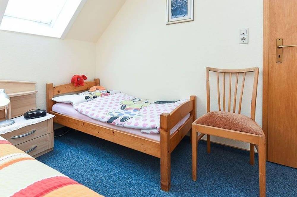Ganze Wohnung, Ferienwohnung Landblick - Ferienhof Bremer in Groß Holum in Groß Holum, Neuharlingersiel