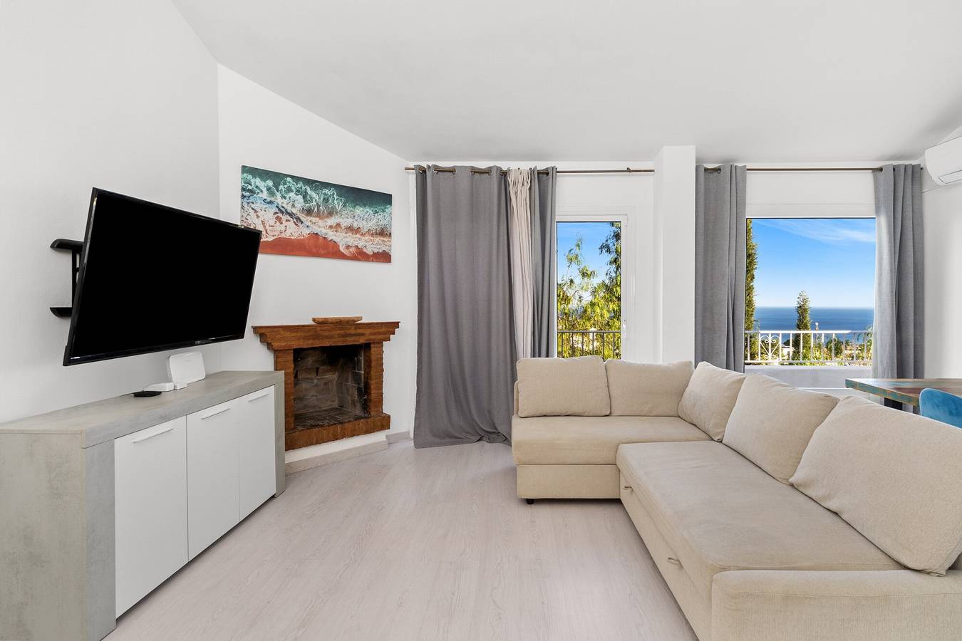 Maison de vacances 'París' avec vue mer, Wi-Fi et climatisation in La Capellania, Benalmádena
