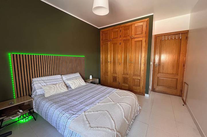 Gîte pour 5 personnes, avec balcon et sauna, animaux acceptés dans Darque