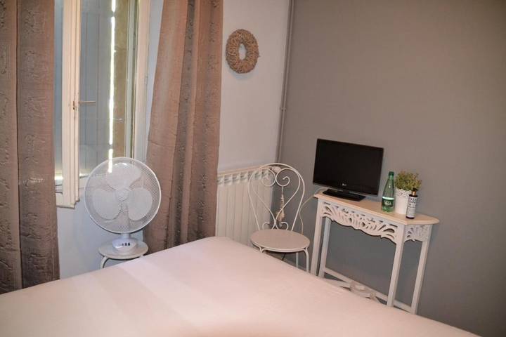 Chambre d’hôte pour 4 personnes, avec sauna ainsi que vue et jardin à Meyras - 3