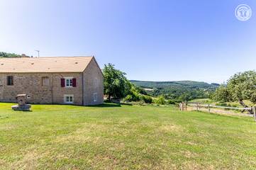 Gîte pour 4 Personnes dans Donzy-le-National, Région de Mâcon, Photo 4