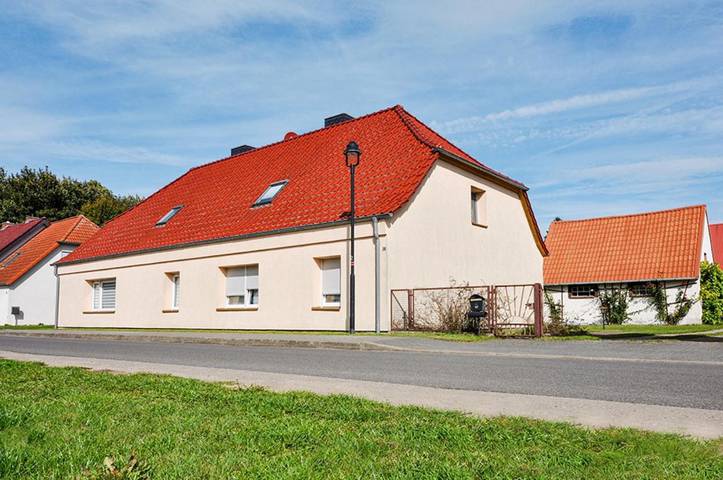 Ferienhaus für 10 Personen, mit Balkon und Terrasse sowie Garten in Torgelow am See