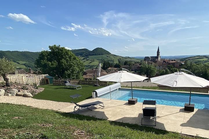 Gîte pour 3 personnes, avec Terrasse et Piscine